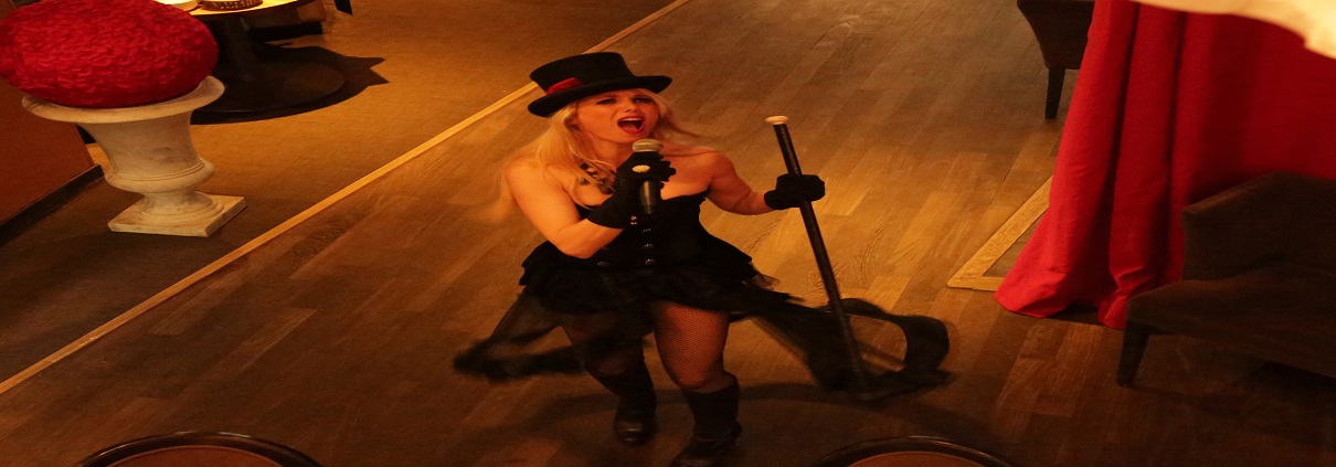 Judy-showburlesque